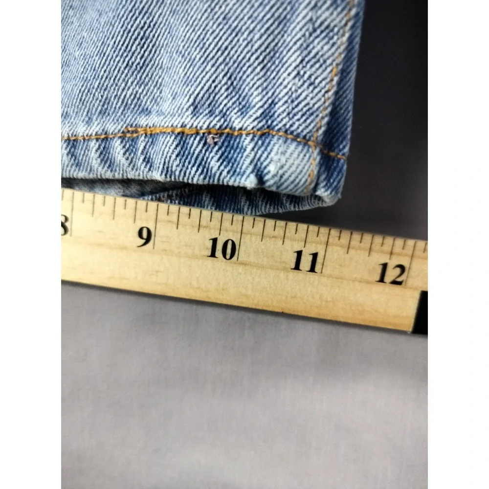 Levis levi 550